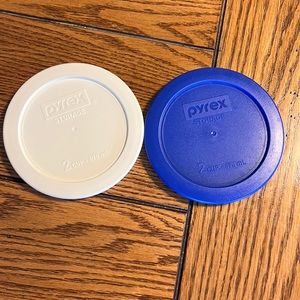 2 Pyrex storage lids for bowl size 2 cup